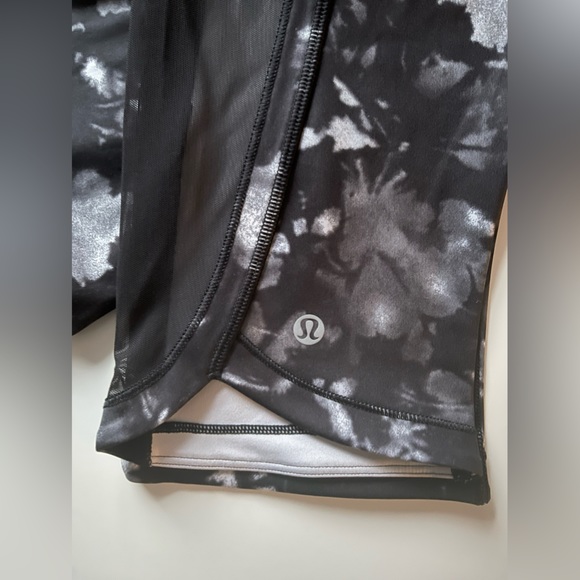 Lululemon Sun Runner Crop - Picture 4 of 8